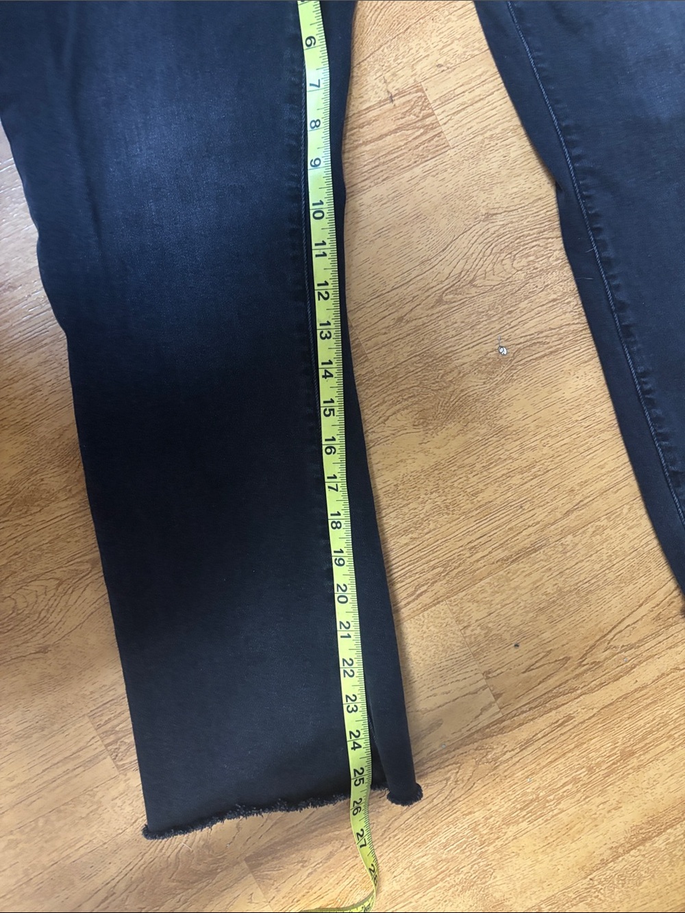 GAP Black Denim Jeans - Picture 6 of 9